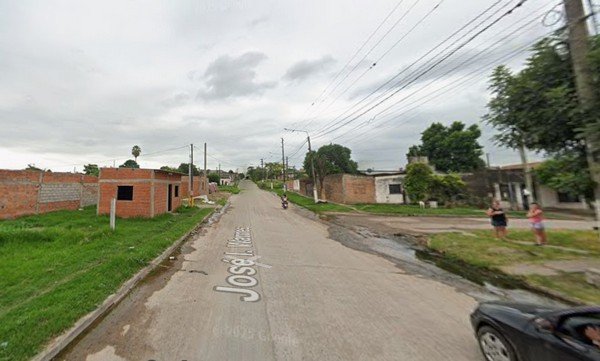Calle Warnes al 600 en San Miguel de Tucumán, lugar del ataque