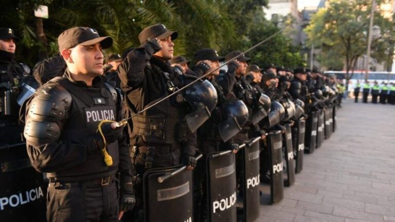 Imagen de archivo del operativo policial en Tucumán durante un evento deportivo