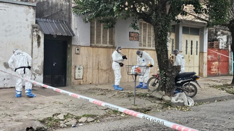 Foto del lugar del choque en calles Libertad y Lamadrid, Ciudadela