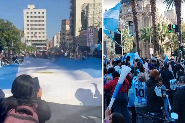 Personas festejando en la Plaza Independencia de San Miguel de Tucumán