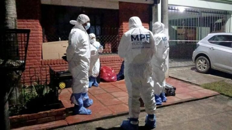 Fotografía de la fachada de la vivienda en Banda del Río Salí donde fue hallada la víctima