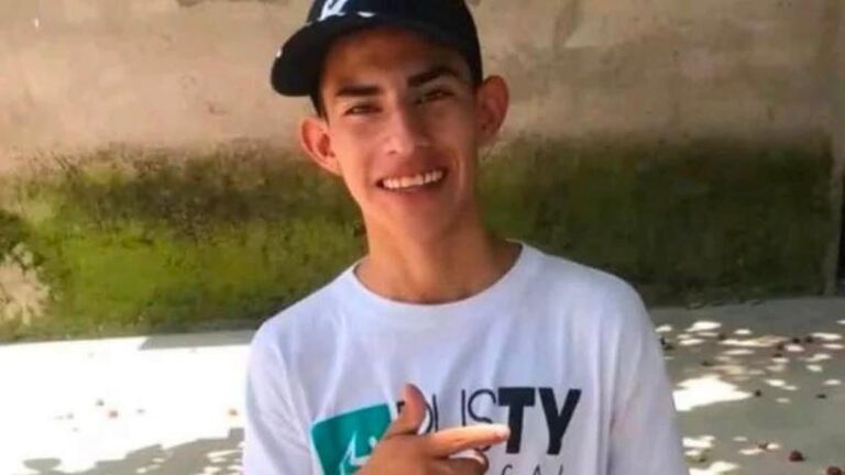 Fotografía de Tiago Valentín Alderete, adolescente tucumano desaparecido y luego hallado