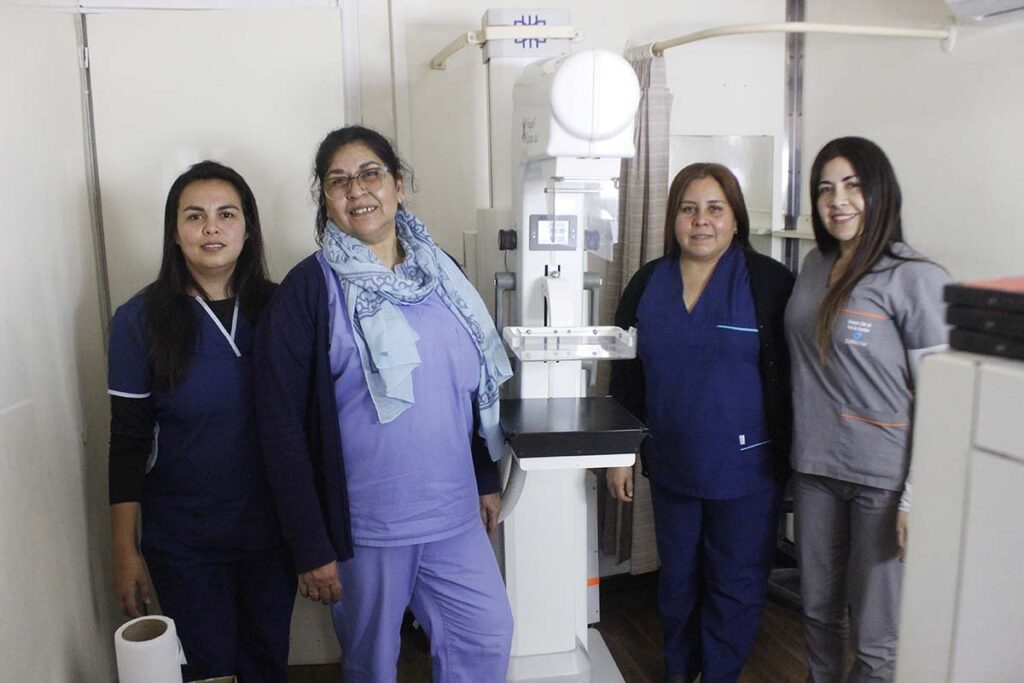 Hospital Móvil en la Plaza Lola Mora de Tucumán