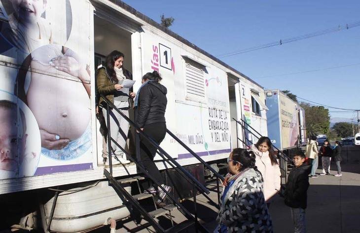 Tráiler sanitario del Hospital Móvil en Barrancas del Salí