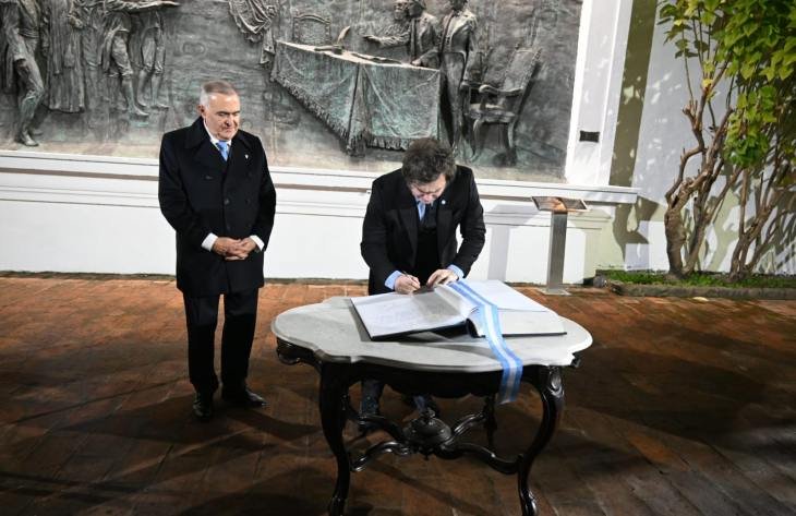 Presidente Javier Milei en la Casa Histórica de Tucumán durante la vigilia del 9 de Julio