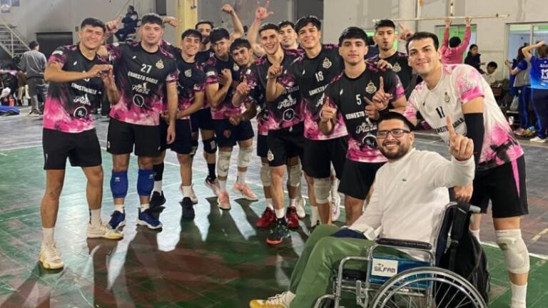 Agustín Gómez en silla de ruedas