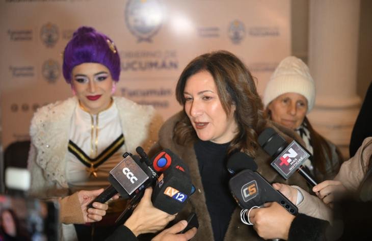Lanzamiento de Julitos y Julietas en el Ente Tucumán Turismo con autoridades y organizadores