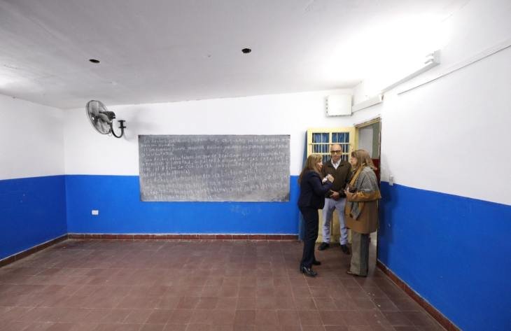 Ministra de Educación Susana Montaldo supervisa obras en escuela de Tucumán