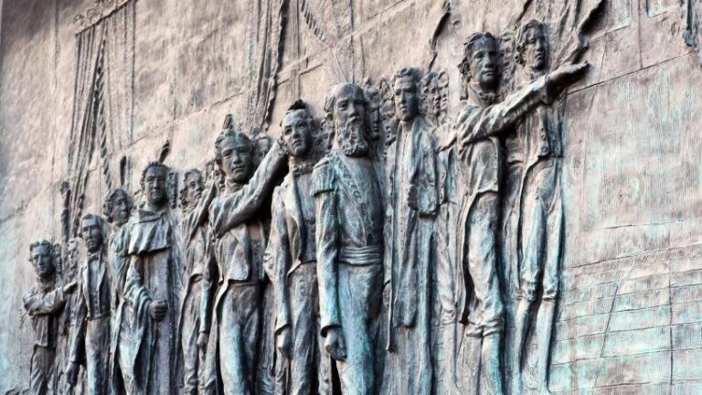 Mural de Lola Mora sobre la Declaración de la Independencia en Tucumán