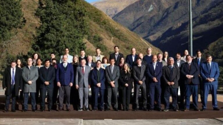 Ministro de Economía de Tucumán, Daniel Abad, en reunión de la Comisión Federal de Impuestos