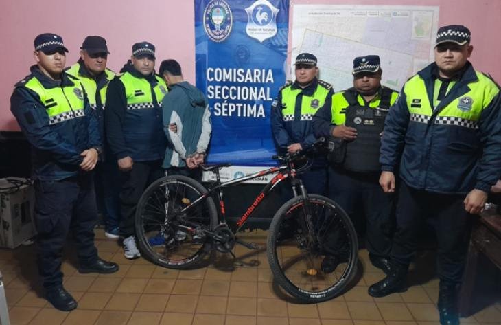 Policía en allanamiento