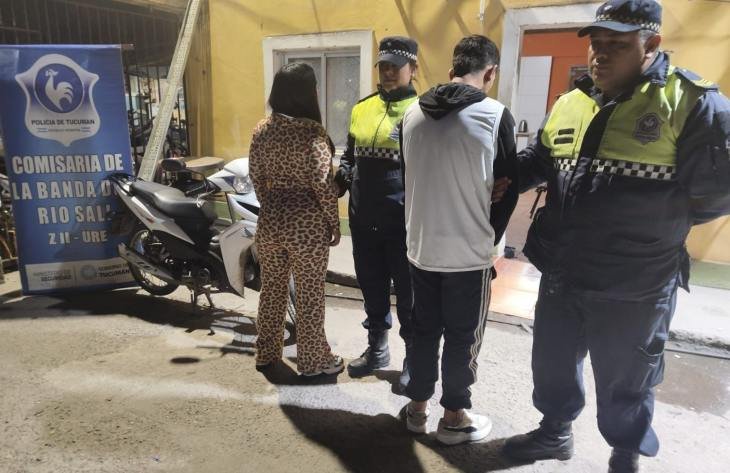 Pareja aprehendida por arrebato en Banda del Río Salí