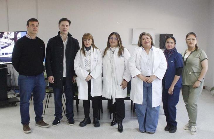 Quirófano del Hospital de Niños de Tucumán durante cirugía de vías respiratorias