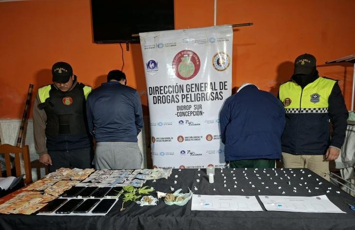 Allanamiento en Santa Ana por narcomenudeo