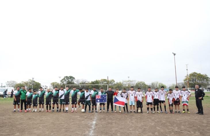 Entrega de premios en la final del torneo Nuestro Mundial en el CEF N° 18