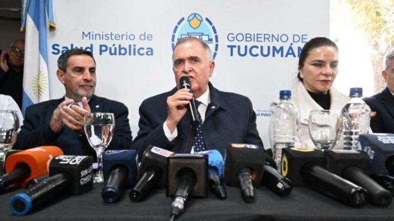 Osvaldo Jaldo en conferencia de prensa