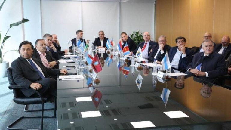 Osvaldo Jaldo en la cumbre de gobernadores del Norte en el CFI