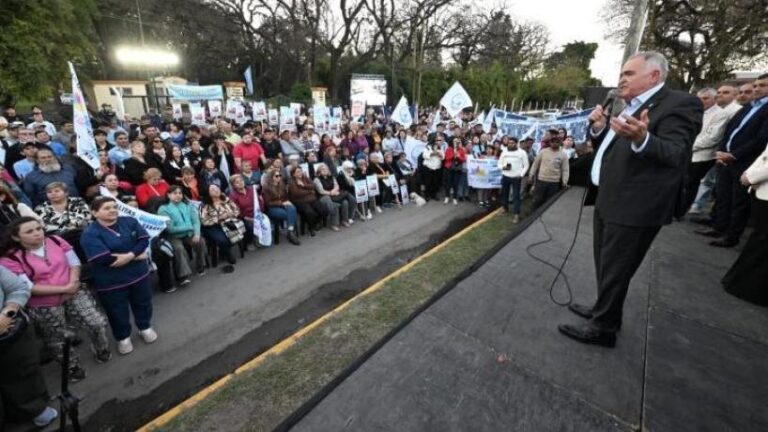 Inauguración de obras en Las Talitas con la presencia del gobernador Osvaldo Jaldo