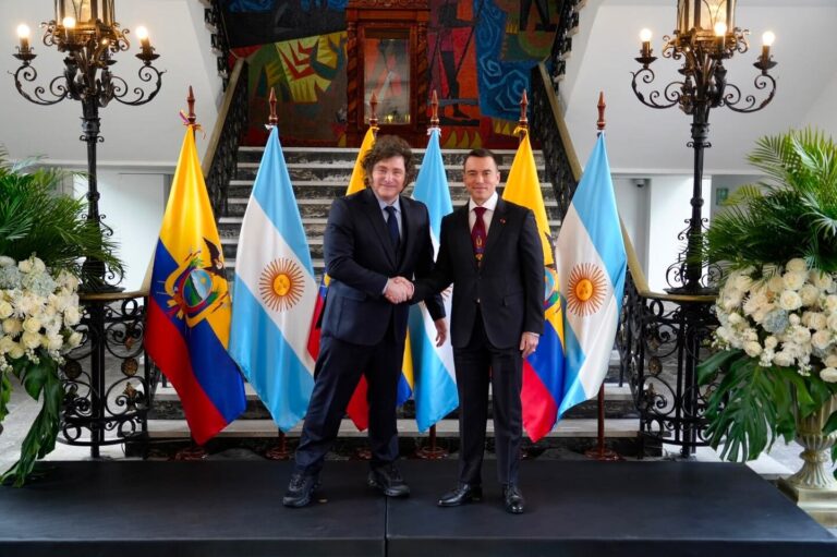 Javier Milei junto al presidente de Ecuador, Daniel Noboa, en su visita oficial a Quito