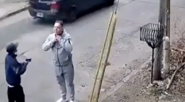 Esquina de Juan de Garay y Caseros donde ocurrió el asalto