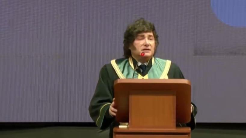 Javier Milei en acto de asunción de Abelardo de la Espriella en Cali