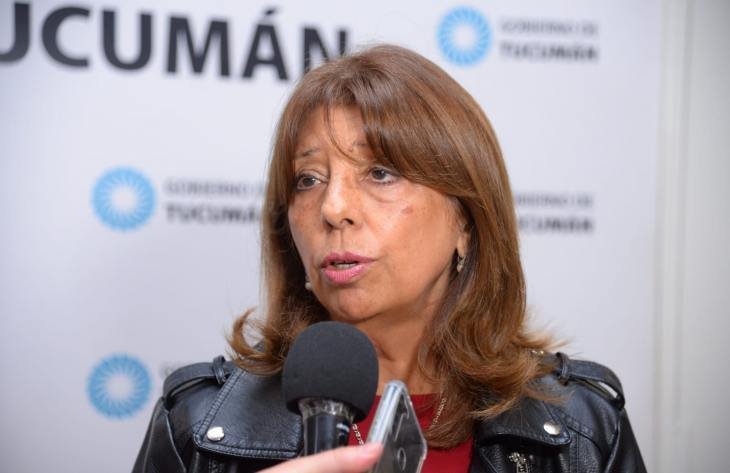 Susana Montaldo, ministra de Educación de Tucumán, en la Escuela Congreso