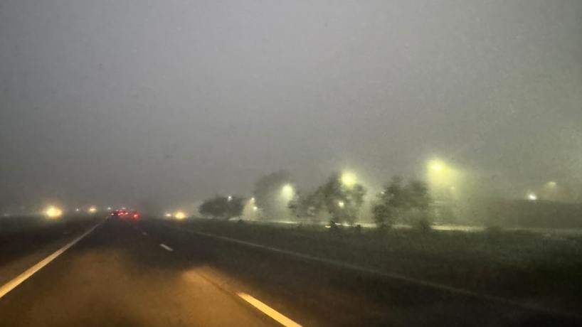 Imagen de la niebla en una ruta de Tucumán enviada por un lector