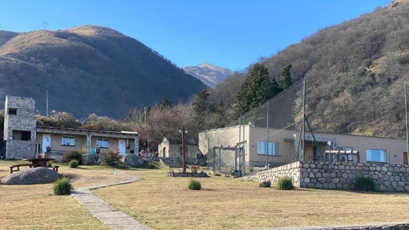 Vista de Tafí del Valle con cielo despejado