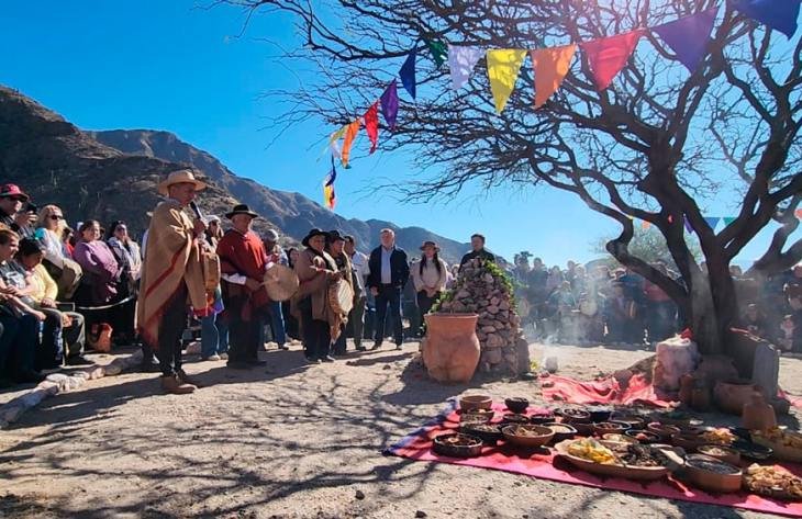Ceremonia de la Pachamama en la Ciudad Sagrada de Quilmes