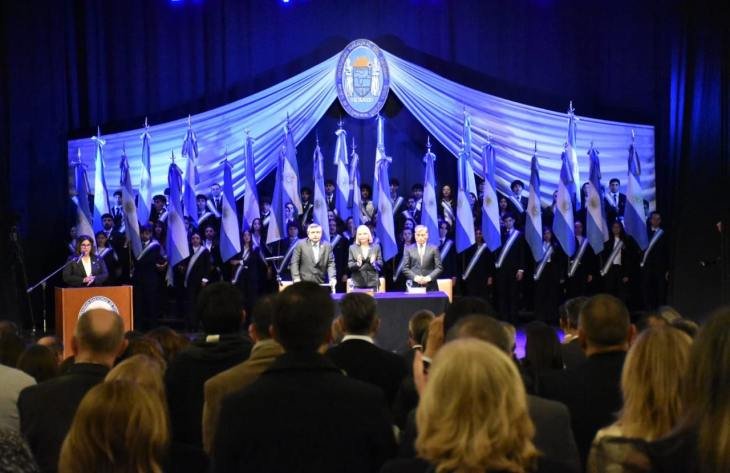 Acto de asunción de autoridades de la UNT en el Teatro Alberdi