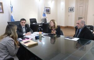 Reunión de autoridades de salud de Tucumán para avanzar en ensayo clínico de úlceras de pie diabético