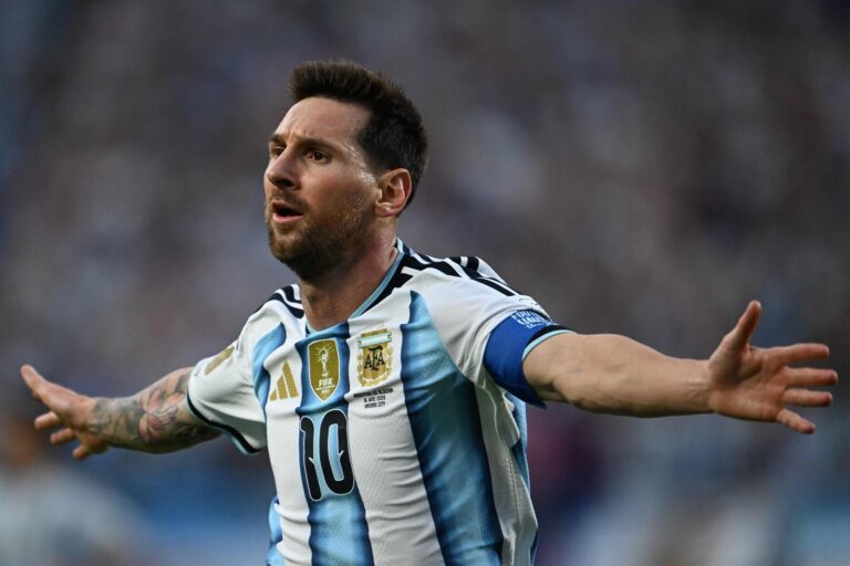 Lionel Messi con la camiseta de la selección argentina