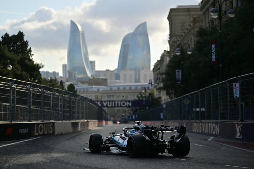 Circuito callejero de Bakú durante el Gran Premio de Azerbaiyán de Fórmula 1