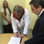 Autoridades de salud durante la presentación de la Residencia de Salud Mental Infanto-Juvenil en el Hospital Eva Perón