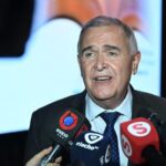 Osvaldo Jaldo, gobernador de Tucumán, durante un acto oficial