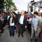 Gobernador Osvaldo Jaldo durante una declaración
