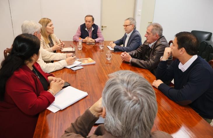 Reunión de directores del Ministerio de Obras Públicas de Tucumán