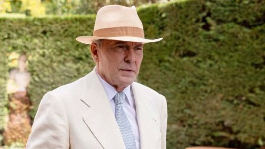 Póster de la miniserie El problema final con José Coronado