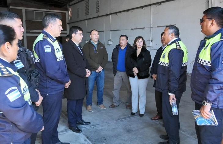 Autoridades recorren el predio de la nueva base de la Guardia de Infantería en Alderetes
