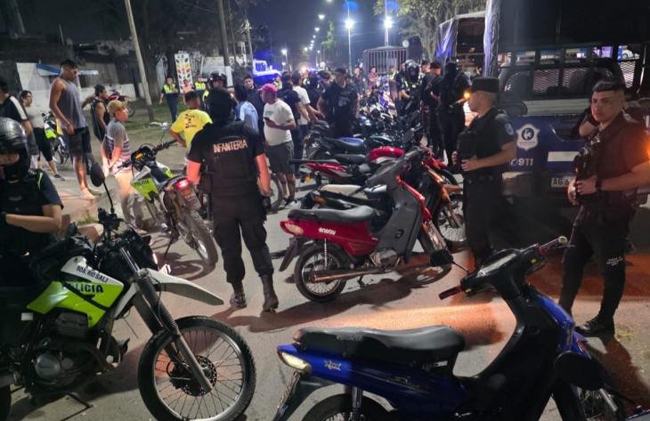Operativo policial en Lastenia con motocicletas retenidas
