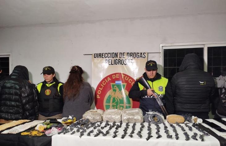 Procedimiento policial en El Manantial con droga secuestrada
