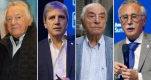Luis Barrionuevo, titular del Sindicato de Gastronómicos, en una conferencia de prensa