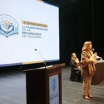 Autoridades durante la apertura del Congreso “La Transformación de la Escuela Secundaria en Tucumán” en el Teatro Mercedes Sosa