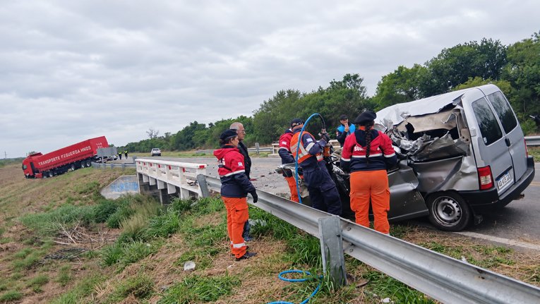 Ruta Nacional 9 en Trancas, lugar del choque entre un camión y una camioneta del 911