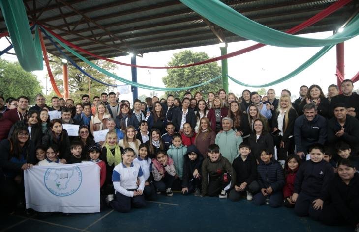 Lanzamiento del programa Escuelas que Aprenden en el Agua en Tucumán