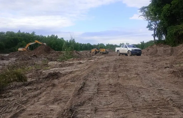 Trabajos de limpieza y ensanchamiento en el río Marapa, Graneros