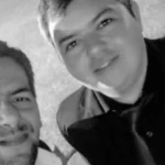 Locutor Eddy Ferreira en su labor periodística