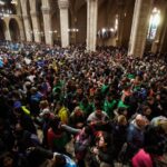 Multitud de fieles en la basílica de Luján durante la peregrinación