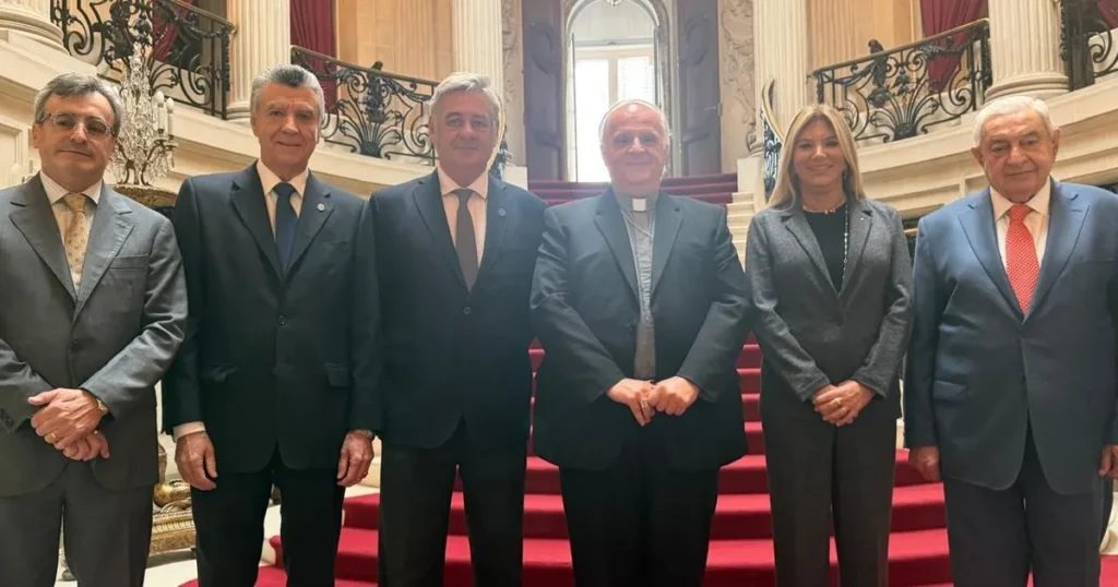 Reunión del Grupo de los Seis con el Nuncio Apostólico en Argentina