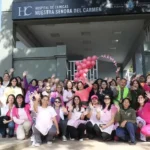 Caminata de concientización sobre el cáncer de mama en el Hospital del Carmen